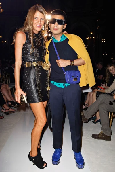 Look 3
